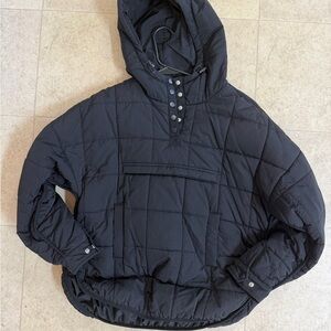 Black Quilted Packable Puffer pullover jacket -medium